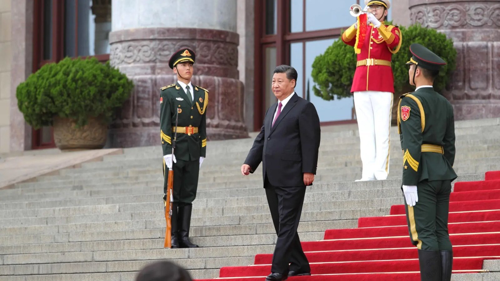 从“两个确立”到“两个维护”:习近平核心地位如何成为党内政治纪律