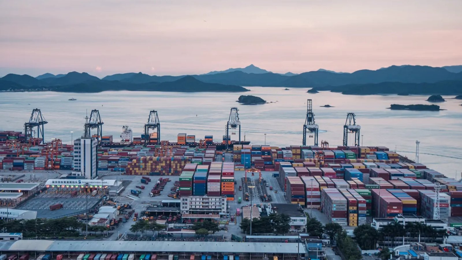 中国7月出口增长23.9% 高技术和工业品在出口结构中重要性上升