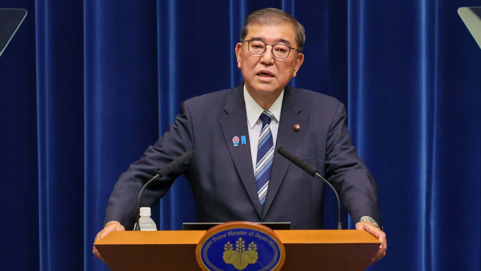李光耀当面追问改变石破茂：不了解日本在亚洲做过什么，如何谈未来外交