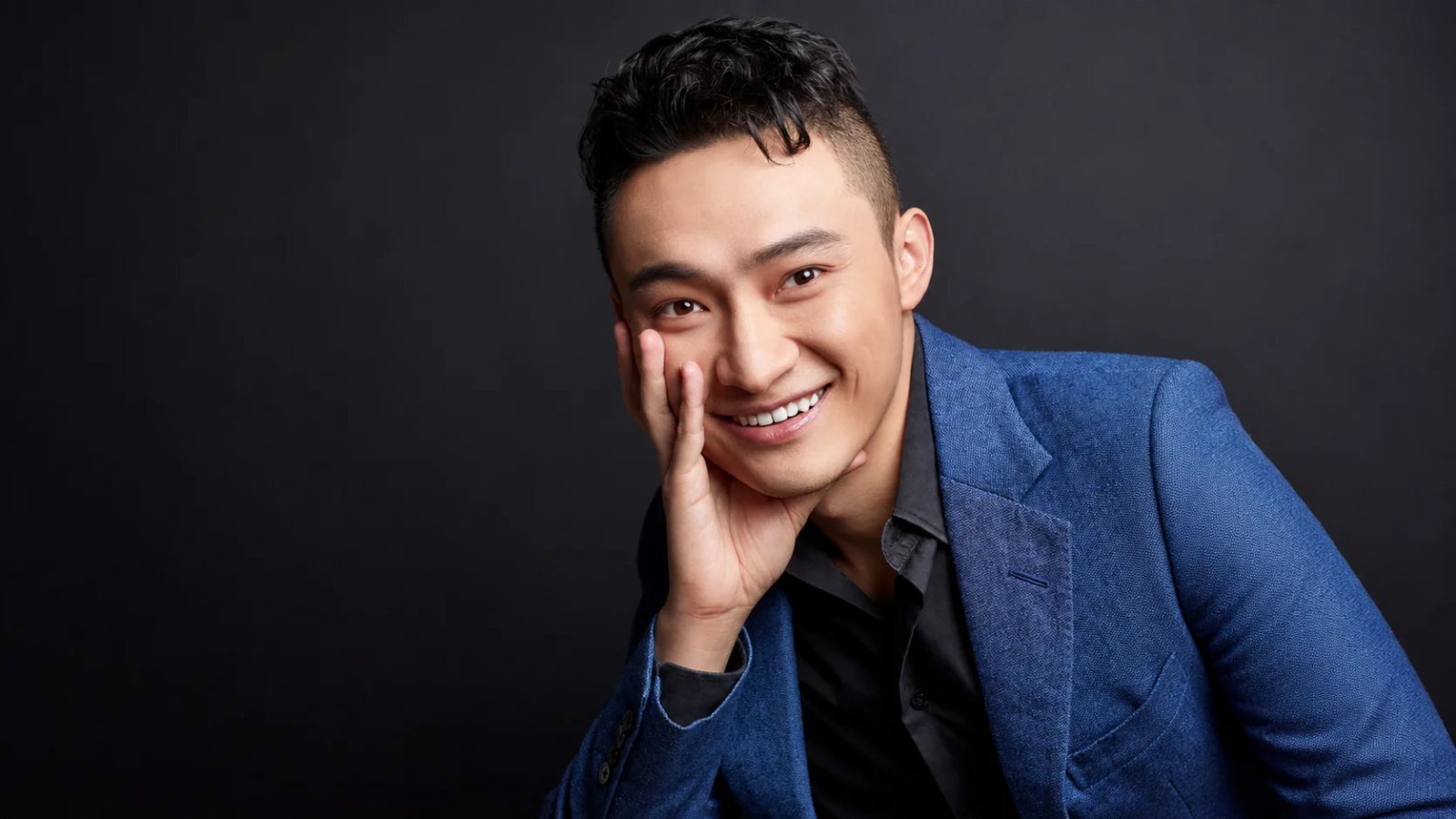 孙宇晨财富估值约85亿美元,与特朗普家族关联加密项目诉讼持续
